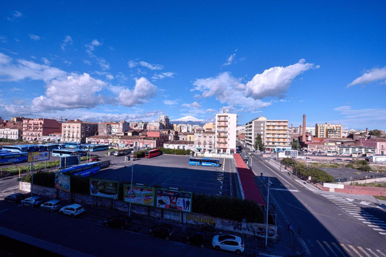 Symposium Bed&Breakfast Catania Bagian luar foto