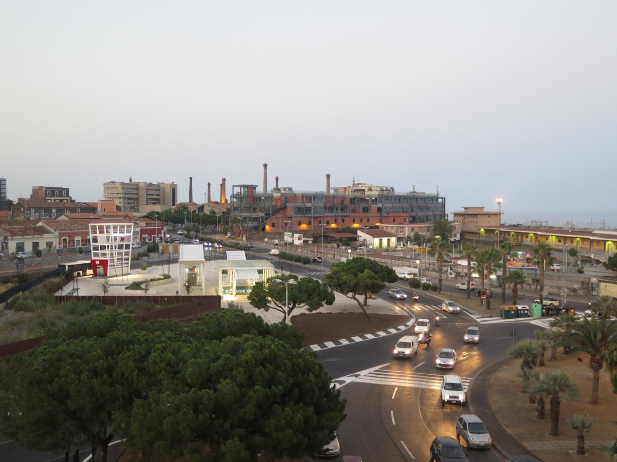 Symposium Bed&Breakfast Catania Bagian luar foto