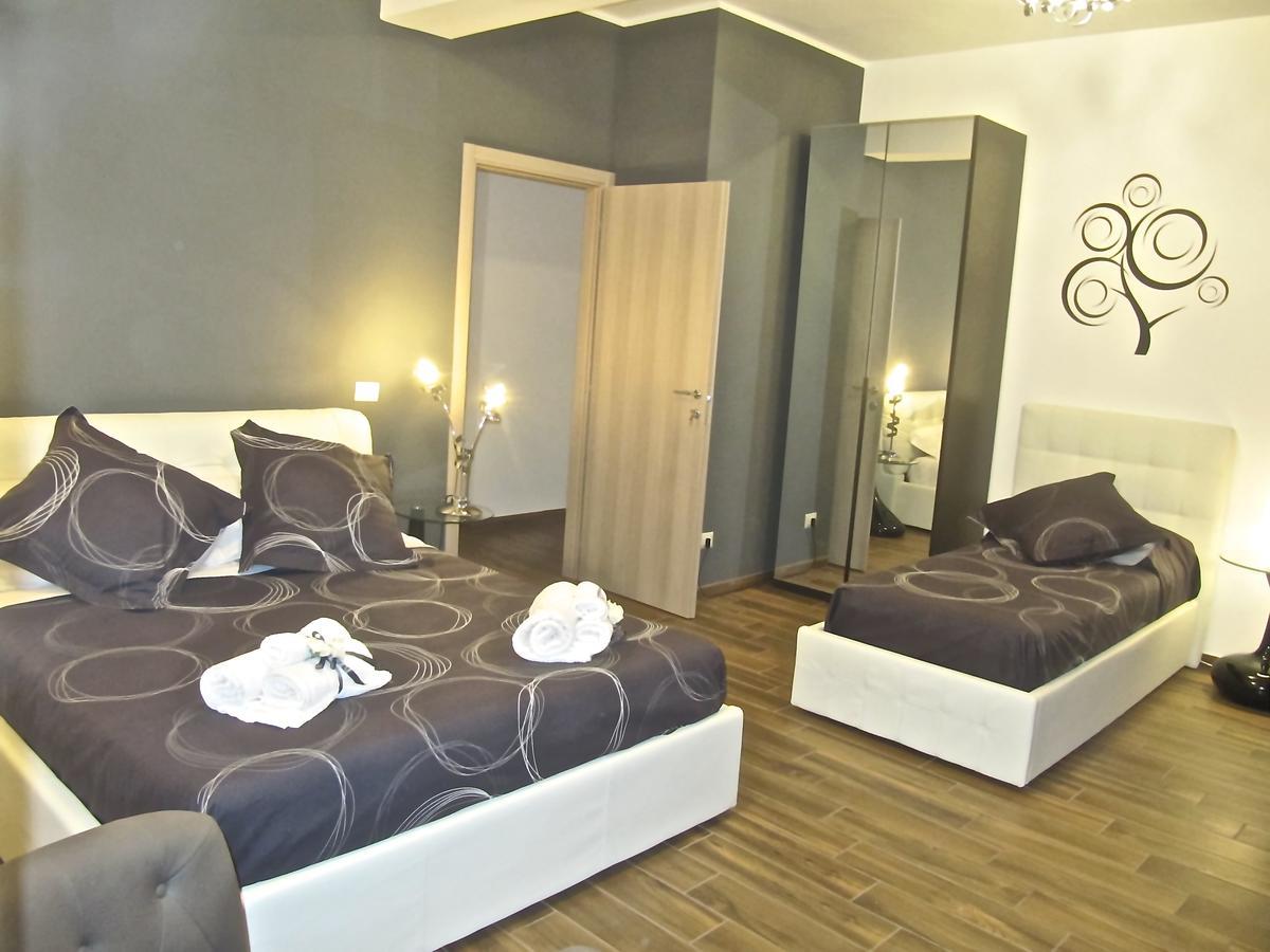 Symposium Bed&Breakfast Catania Bagian luar foto